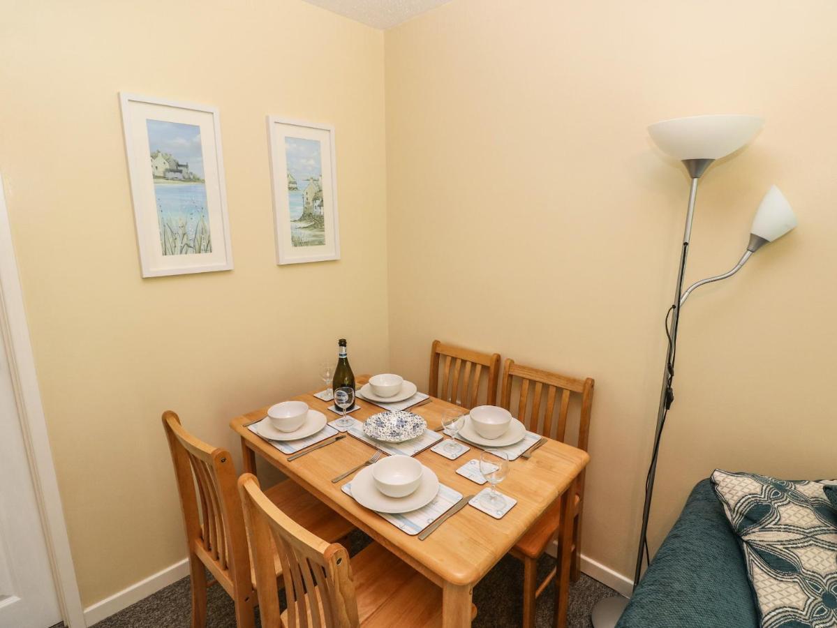 Villa Number 6 Oxwich Leisure Park Swansea Esterno foto